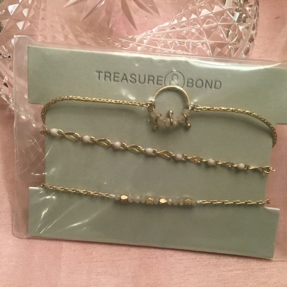 NWT Treasure Bond (Nordstrom) Set of 3 Adjustable Goldtone Bracelets
